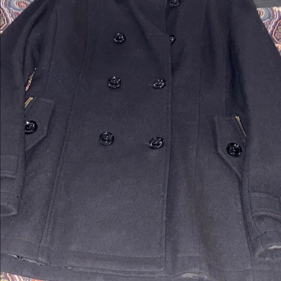 Coat - Picture 2 of 4